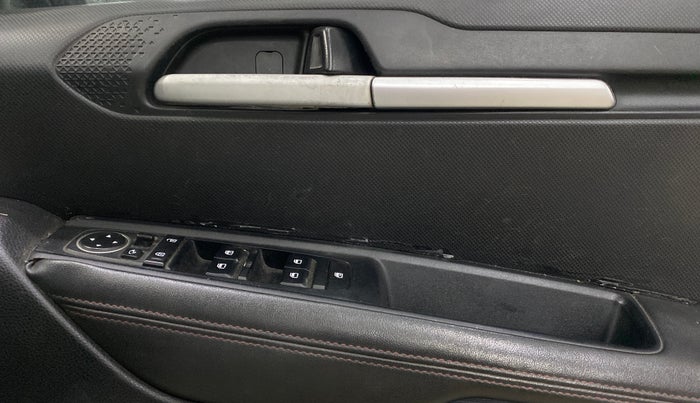 2020 KIA SONET GTX PLUS 1.0 IMT, Petrol, Manual, 76,434 km, Driver Side Door Panels Control