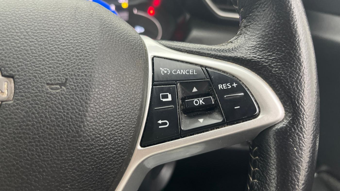 2022 Nissan MAGNITE XV PREMIUM TURBO CVT, Petrol, Automatic, 42,756 km, Adaptive Cruise Control