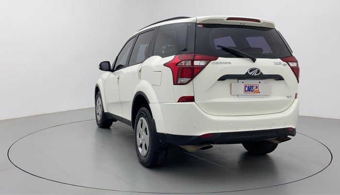2018 Mahindra XUV500 W7 FWD, Diesel, Manual, 39,584 km, Left Back Diagonal (45- Degree) View