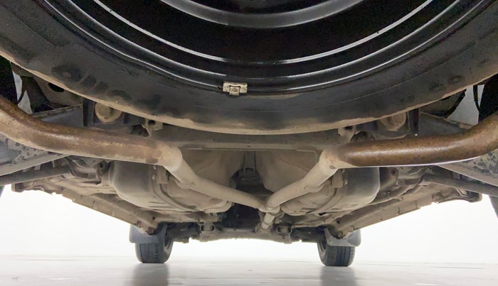 2018 Mahindra XUV500 W7 FWD, Diesel, Manual, 39,584 km, Rear Underbody