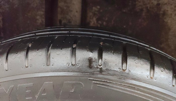 2021 MG HECTOR SHARP HYBRID 1.5 PETROL, Petrol, Manual, 45,105 km, Right Rear Tyre Tread