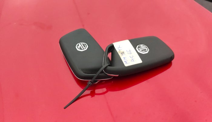 2021 MG HECTOR SHARP HYBRID 1.5 PETROL, Petrol, Manual, 45,105 km, Key Close Up