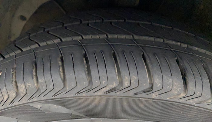 2017 Maruti Baleno RS 1.0 PETROL, Petrol, Manual, 90,908 km, Left Front Tyre Tread