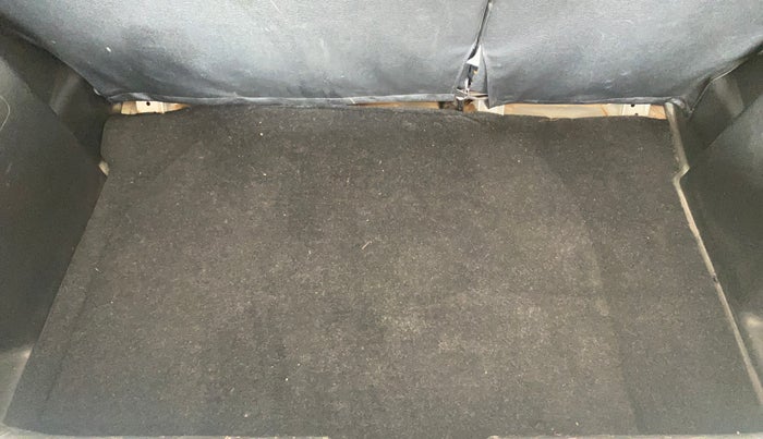 2017 Maruti Baleno DELTA PETROL 1.2, Petrol, Manual, 98,117 km, Boot Inside