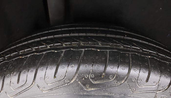 2017 Ford Ecosport TITANIUM 1.5L PETROL, Petrol, Manual, 70,437 km, Right Rear Tyre Tread