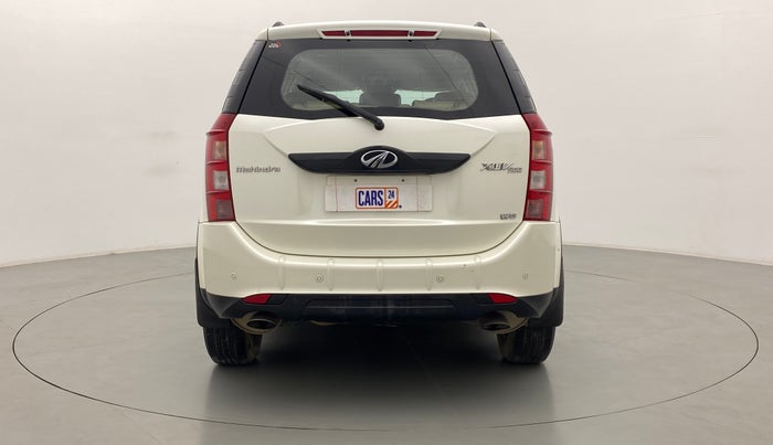 2017 Mahindra XUV500 W6 4X2, Diesel, Manual, 21,818 km, Back/Rear
