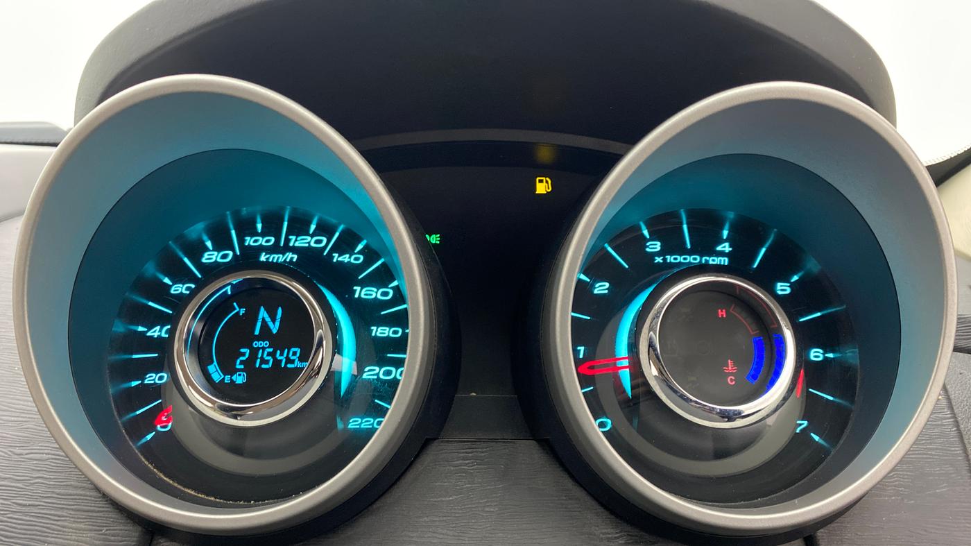 2017 Mahindra XUV500 W6 4X2, Diesel, Manual, 21,818 km, Odometer Image