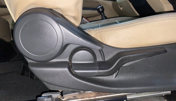 2021 Honda Amaze 1.2L I-VTEC VX, Petrol, Manual, 22,622 km, Driver Side Adjustment Panel