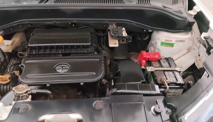 2022 Tata PUNCH CREATIVE  MT, Petrol, Manual, 33,391 km, Engine View - Left