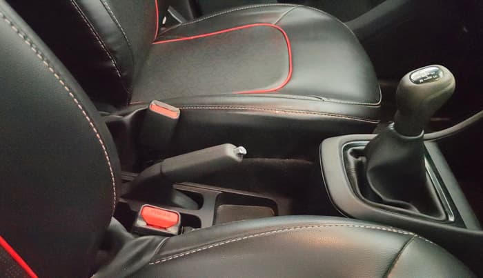 2022 Tata PUNCH CREATIVE  MT, Petrol, Manual, 33,391 km, Gear Lever