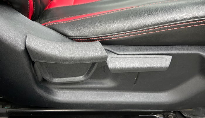 2022 Hyundai Creta SX IVT 1.5 PETROL, Petrol, Automatic, 11,328 km, Driver Side Adjustment Panel