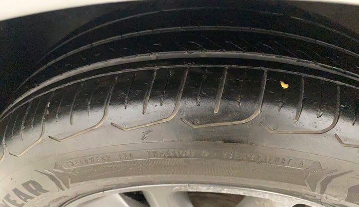 2018 Hyundai Elite i20 ASTA 1.2  CVT, Petrol, Automatic, 70,908 km, Left Front Tyre Tread