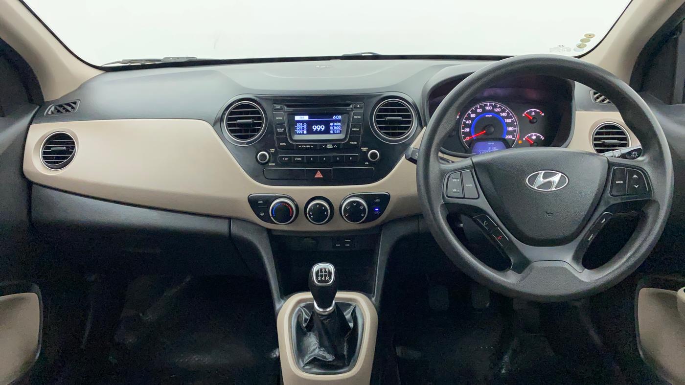 2015 Hyundai Grand i10 SPORTZ 1.2 KAPPA VTVT, Petrol, Manual, 71,963 km, Dashboard