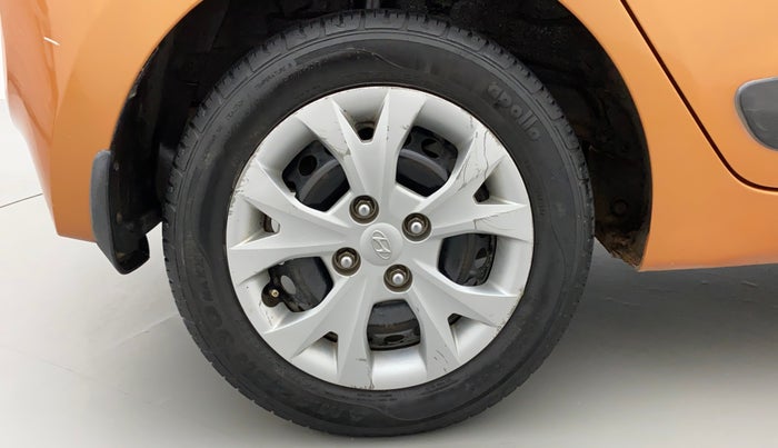 2015 Hyundai Grand i10 SPORTZ 1.2 KAPPA VTVT, Petrol, Manual, 71,963 km, Right Rear Wheel