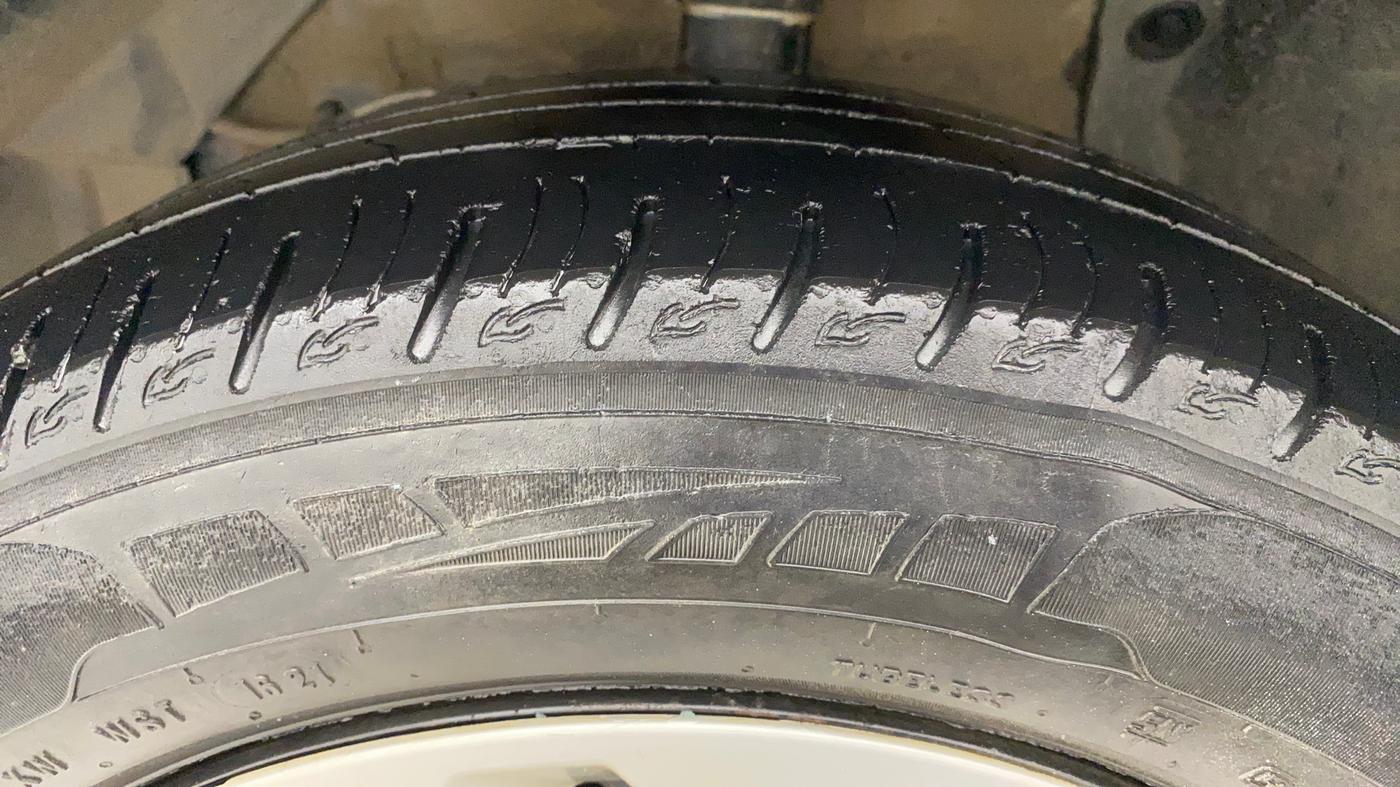 2021 Toyota URBAN CRUISER MID GRADE AT, Petrol, Automatic, 76,041 km, Left Front Tyre Tread