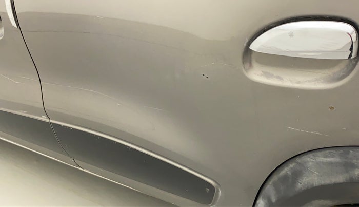 2016 Renault Kwid RXT 0.8 (O), Petrol, Manual, 90,523 km, Rear left door - Minor scratches