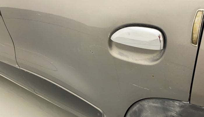 2016 Renault Kwid RXT 0.8 (O), Petrol, Manual, 90,523 km, Rear left door - Slightly dented