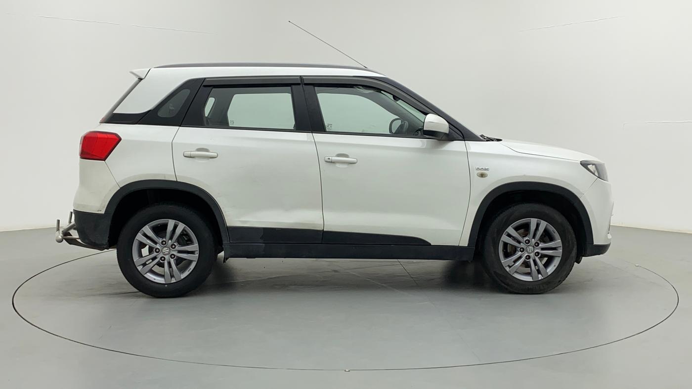 2017 Maruti Vitara Brezza ZDI, Diesel, Manual, 94,876 km, Right Side