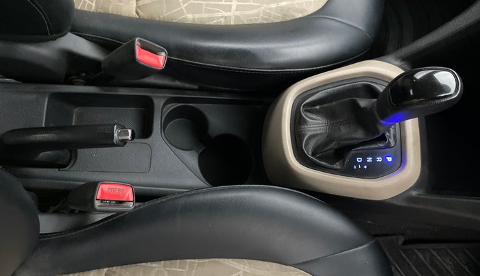 2019 Hyundai Grand i10 SPORTZ AT 1.2 KAPPA VTVT, Petrol, Automatic, 78,198 km, Gear Lever