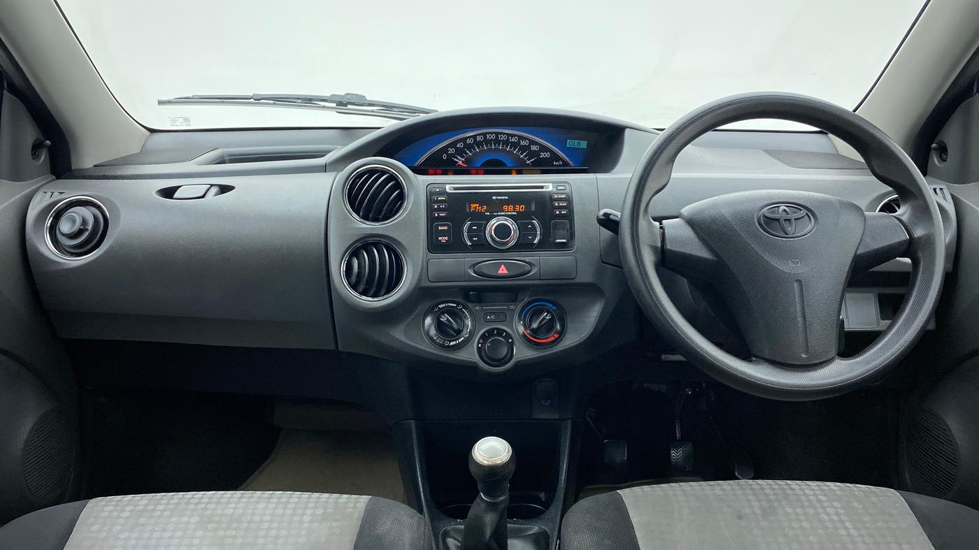 2013 Toyota Etios G, Petrol, Manual, 75,626 km, Dashboard