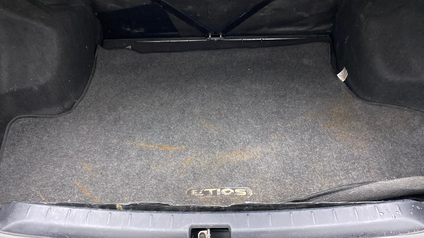 2013 Toyota Etios G, Petrol, Manual, 75,626 km, Boot Inside