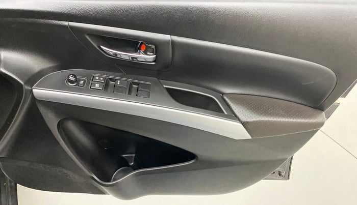 2020 Maruti S Cross ALPHA AT1.5, Petrol, Automatic, 25,099 km, Driver Side Door Panels Control