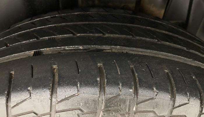 2020 Maruti S Cross ALPHA AT1.5, Petrol, Automatic, 25,099 km, Left Rear Tyre Tread