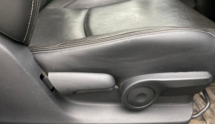 2020 Maruti S Cross ALPHA AT1.5, Petrol, Automatic, 25,099 km, Driver Side Adjustment Panel