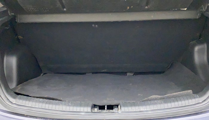 2019 Hyundai Grand i10 MAGNA 1.2 KAPPA VTVT, Petrol, Manual, 53,942 km, Boot Inside