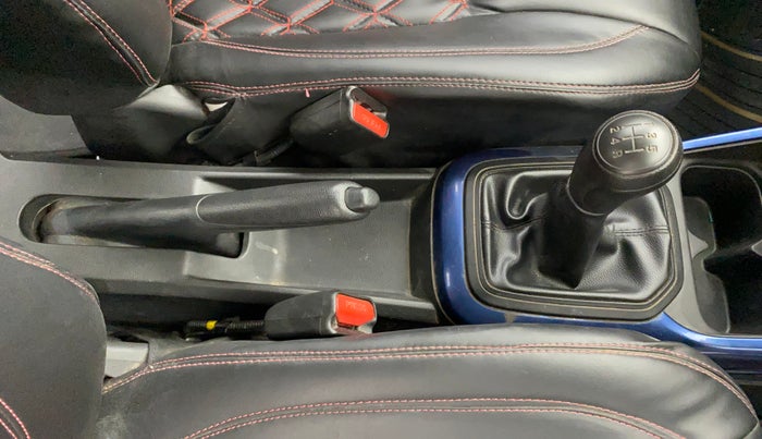 2022 Maruti IGNIS SIGMA 1.2, Petrol, Manual, 38,326 km, Gear Lever