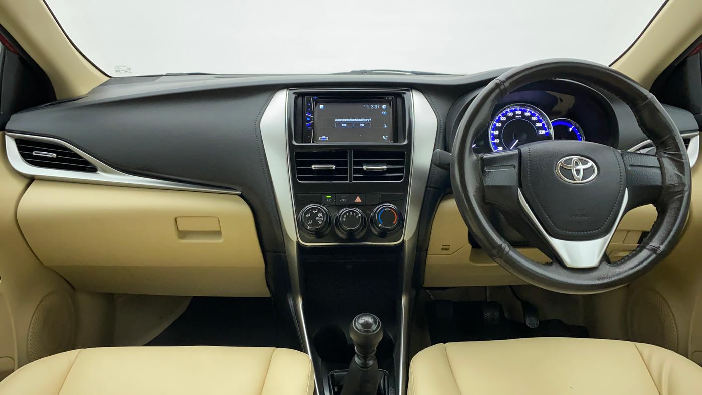 2021 Toyota YARIS J MT, Petrol, Manual, 8,584 km, Dashboard