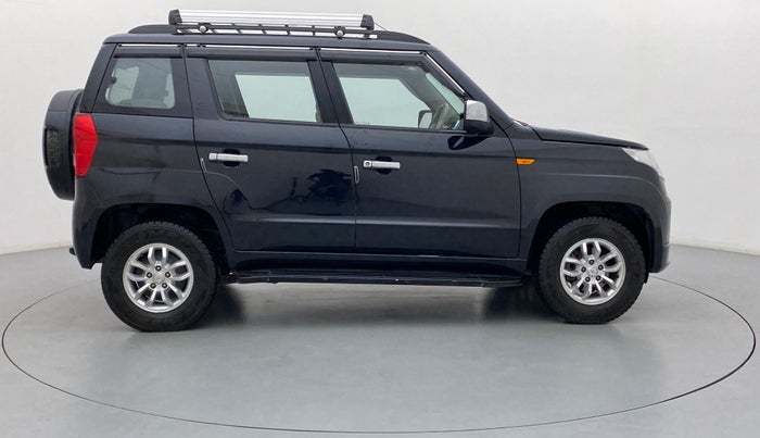 2016 Mahindra TUV300 T8, Diesel, Manual, 59,209 km, Right Side View
