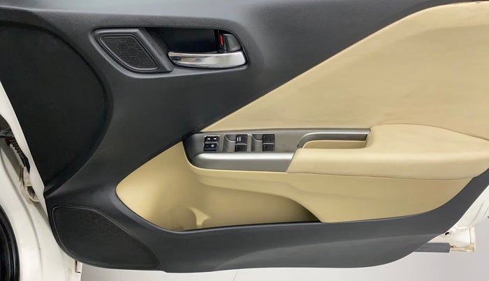 2016 Honda City 1.5L I-VTEC V MT, Petrol, Manual, 96,455 km, Driver Side Door Panels Control