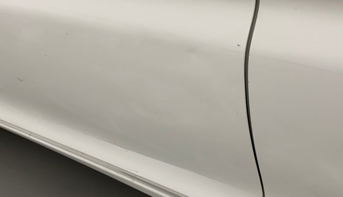 2016 Honda City 1.5L I-VTEC V MT, Petrol, Manual, 96,455 km, Front passenger door - Slightly dented