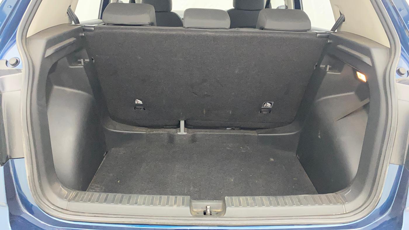 2025 Volkswagen TAIGUN COMFORTLINE 1.0 TSI MT, Petrol, Manual, 12,659 km, Boot Inside