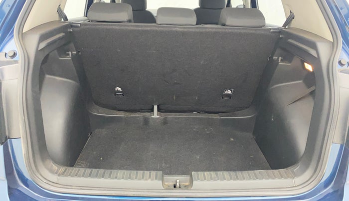 2025 Volkswagen TAIGUN COMFORTLINE 1.0 TSI MT, Petrol, Manual, 12,659 km, Boot Inside