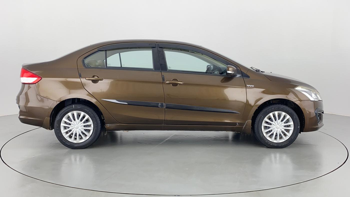 2016 Maruti Ciaz VXI PLUS, CNG, Manual, 83,441 km, Right Side View