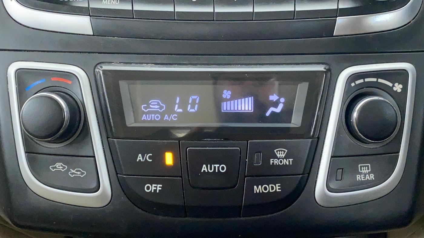 2016 Maruti Ciaz VXI PLUS, CNG, Manual, 83,441 km, Automatic Climate Control