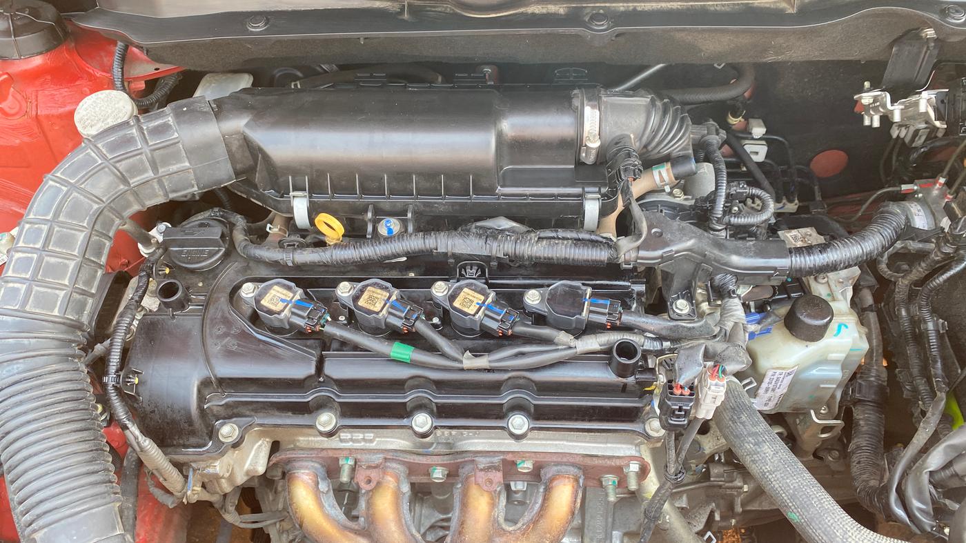 2020 Maruti Swift ZXI AMT, Petrol, Automatic, 18,122 km, Engine View