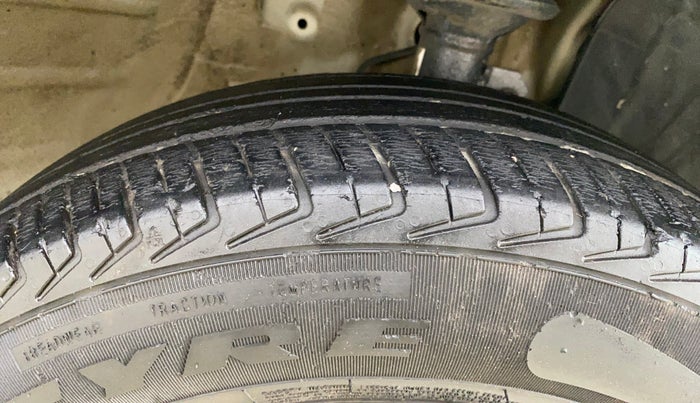 2021 Maruti New Wagon-R LXI CNG (O) 1.0, CNG, Manual, 54,697 km, Right Front Tyre Tread