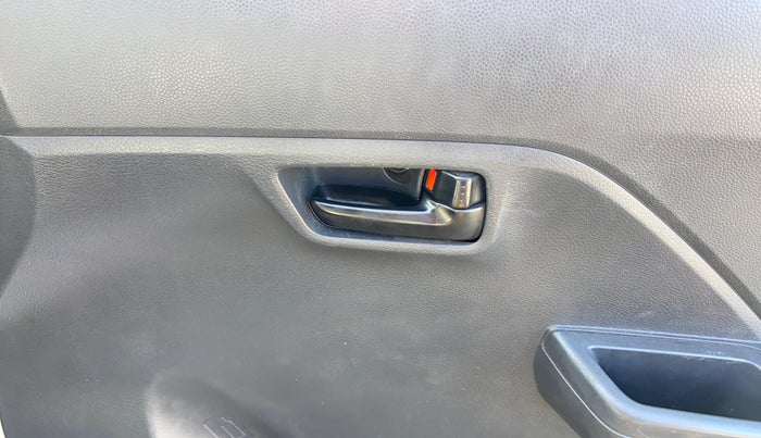 2022 Maruti Alto K10 VXI, Petrol, Manual, 25,175 km, Driver Side Door Panels Control