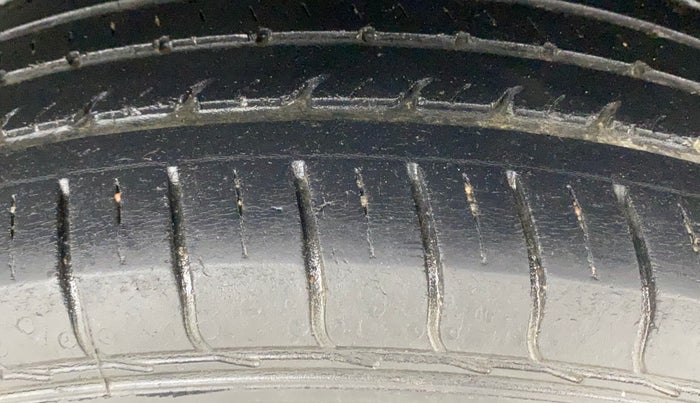 2019 Tata NEXON XM PETROL, Petrol, Manual, 64,682 km, Left Rear Tyre Tread