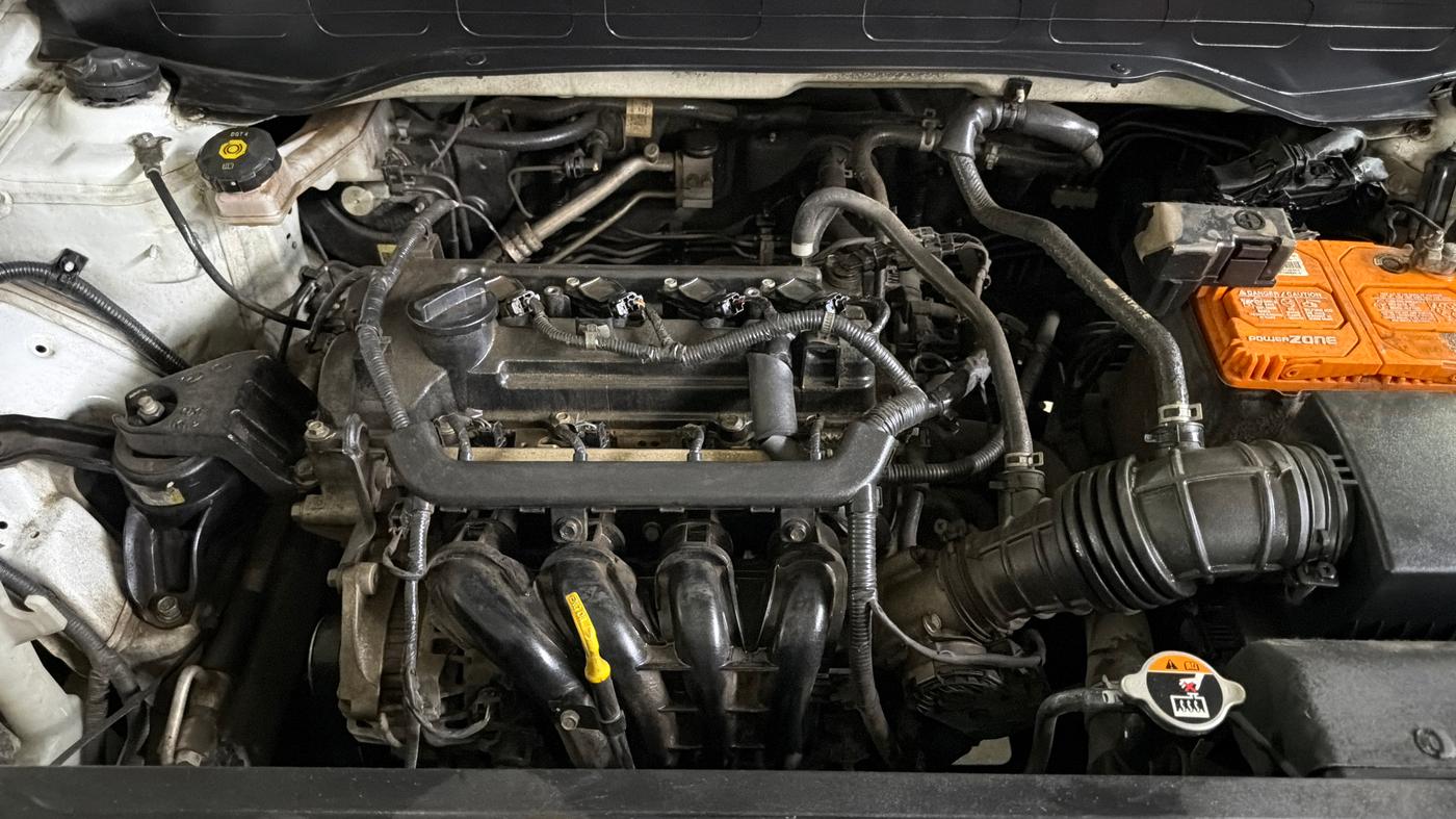 2022 Hyundai VENUE S 1.2, Petrol, Manual, 34,345 km, Engine View