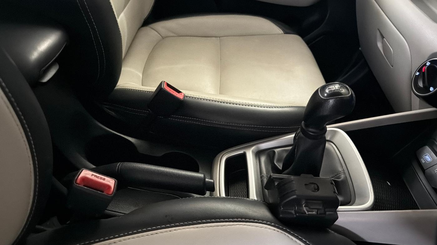 2022 Hyundai VENUE S 1.2, Petrol, Manual, 34,345 km, Gear Lever