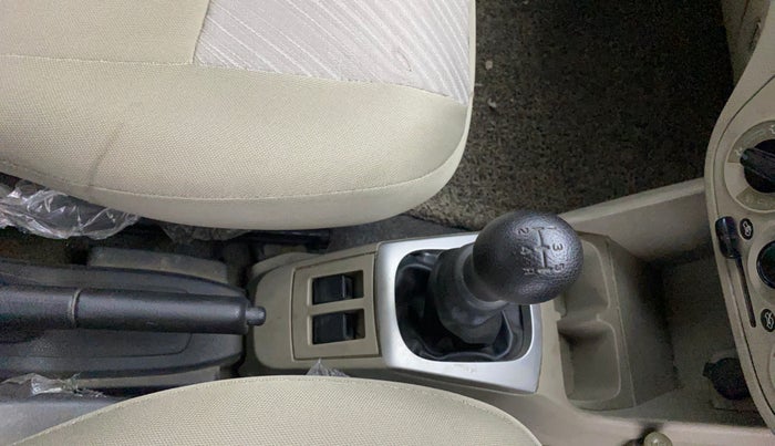 2016 Maruti Alto K10 VXI, Petrol, Manual, 86,157 km, Gear Lever