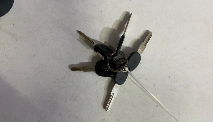 2016 Maruti Alto K10 VXI, Petrol, Manual, 86,157 km, Key Close Up