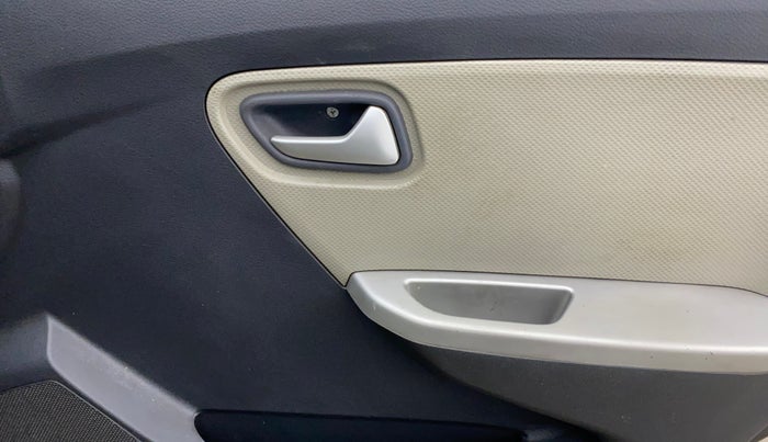 2016 Maruti Alto K10 VXI, Petrol, Manual, 86,157 km, Driver Side Door Panels Control