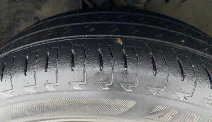 2017 Maruti IGNIS DELTA 1.2, Petrol, Manual, 46,516 km, Left Front Tyre Tread