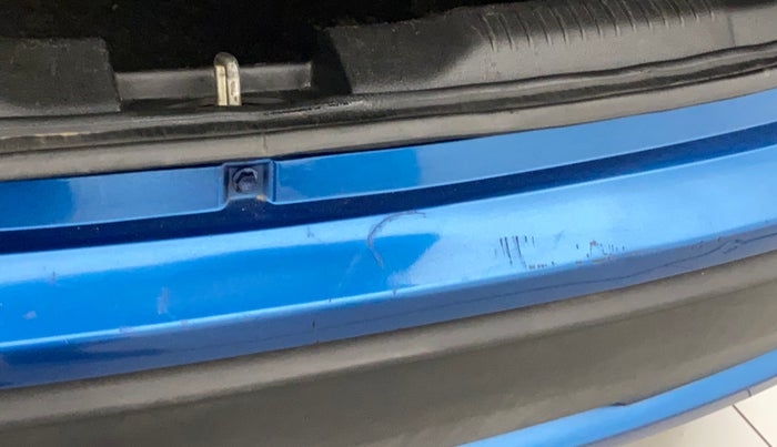 2017 Maruti IGNIS DELTA 1.2, Petrol, Manual, 46,516 km, Dicky (Boot door) - Slightly dented