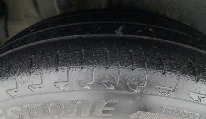 2017 Maruti IGNIS DELTA 1.2, Petrol, Manual, 46,516 km, Right Rear Tyre Tread